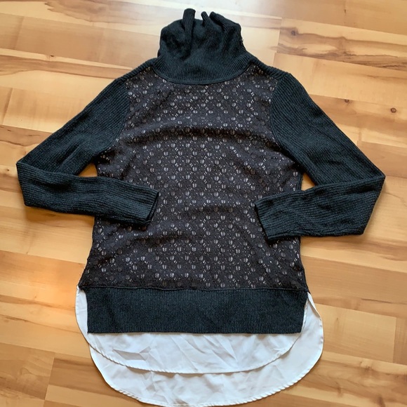 Simply Vera Vera wang medium sweater - Picture 2 of 8